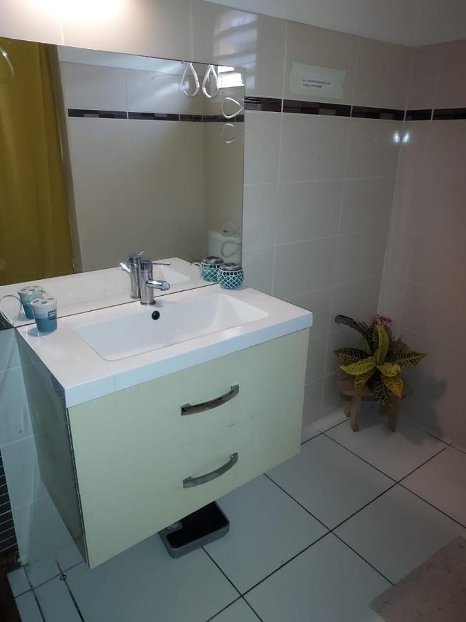 Kaz A Fruit A Pain Appartement Sainte-Anne  Buitenkant foto