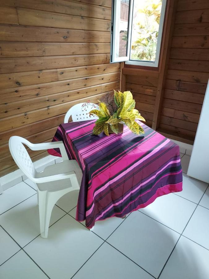 Kaz A Fruit A Pain Appartement Sainte-Anne  Buitenkant foto